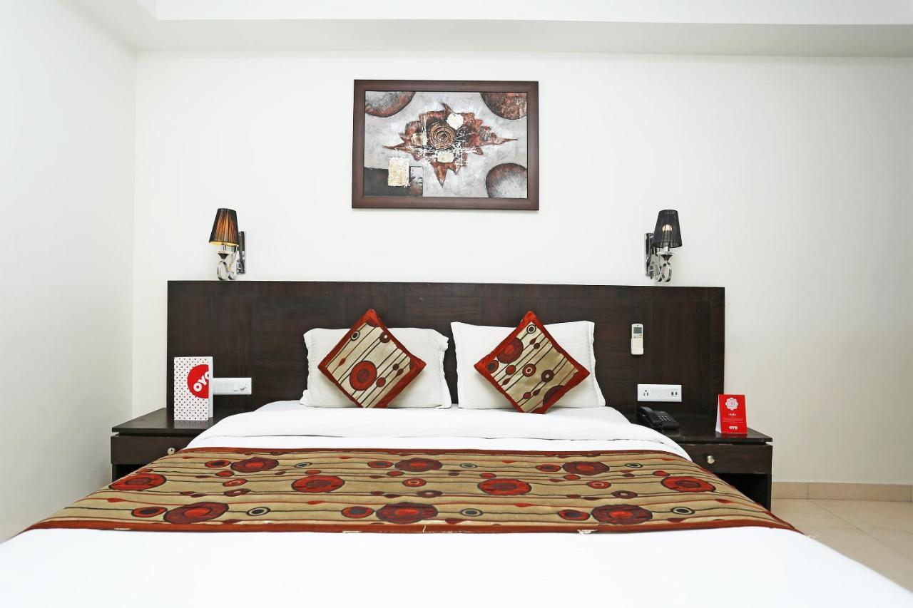 Capital O 3600 Hotel Royal Windsor Kāthgodām Εξωτερικό φωτογραφία