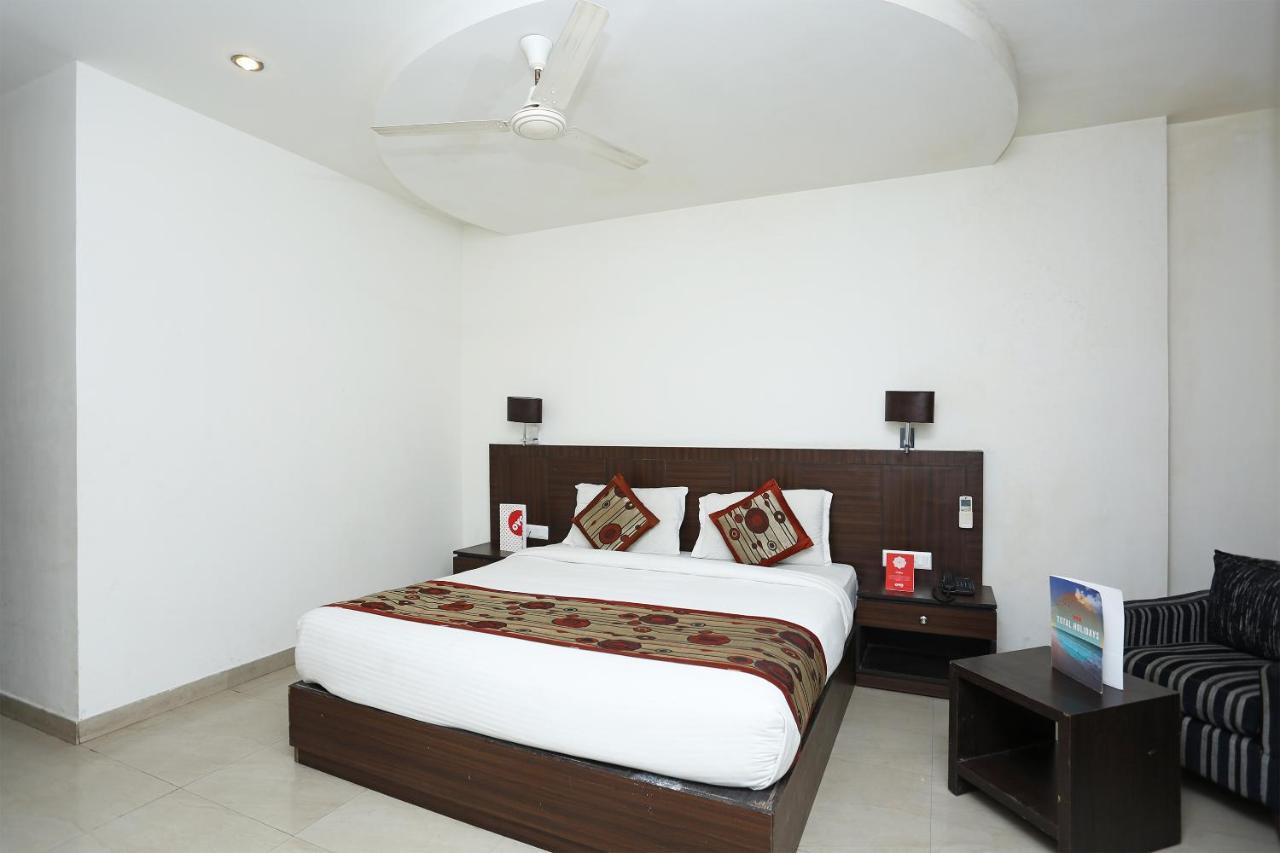Capital O 3600 Hotel Royal Windsor Kāthgodām Εξωτερικό φωτογραφία