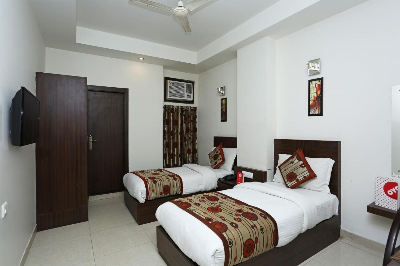 Capital O 3600 Hotel Royal Windsor Kāthgodām Εξωτερικό φωτογραφία